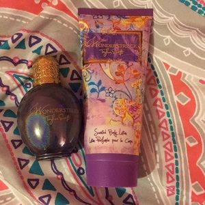 New out of Box Taylor Swift Wonderstruck Set
